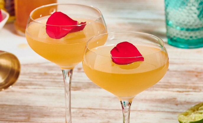 Rosehip Gimlet cocktail 