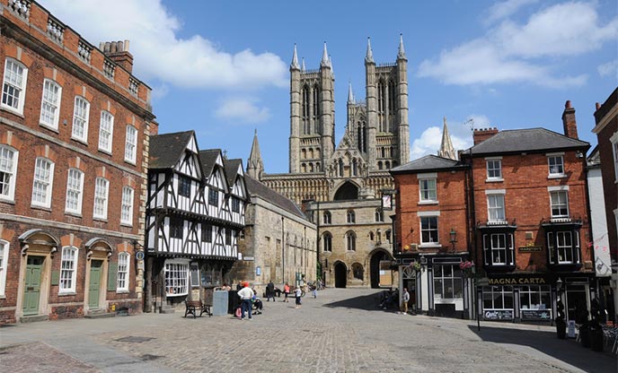 Castle square in front of Lincoln Cathedral