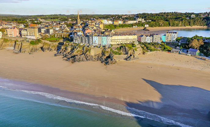 Colourful coastal town above the long sandy beach of Tenby
